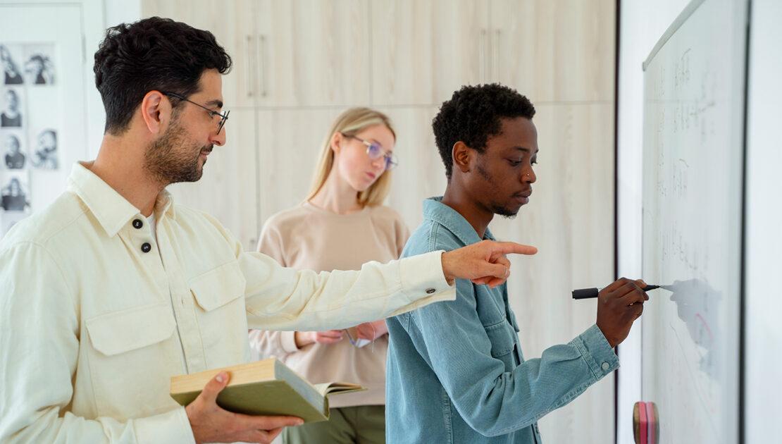 Tendências e Desafios na Formação de Professores